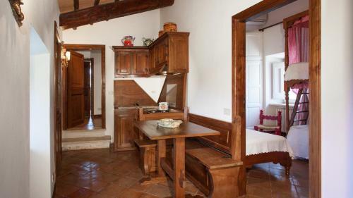 Villa Casale Di Totano 12