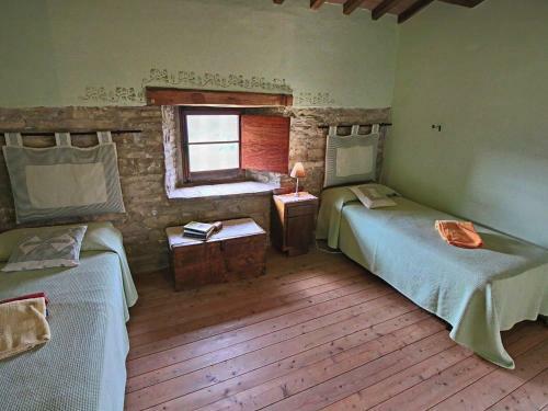 Spacious Farmhouse In Apecchio With Pool