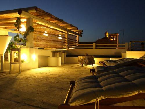 Hostal Luv� Affittacamere