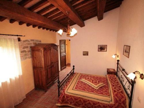 Stunning Villa In Apecchio With Jacuzzi