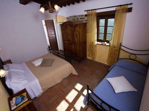 Stunning Villa In Apecchio With Jacuzzi