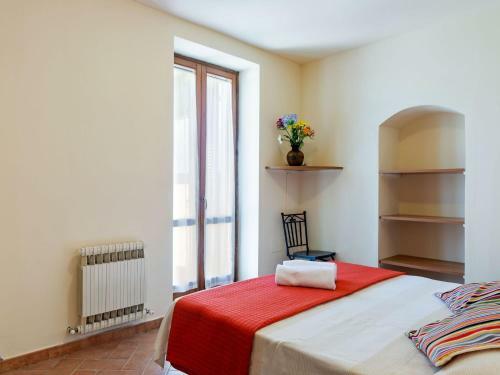 Beautiful Villa In Piticchio With Swimming Pool