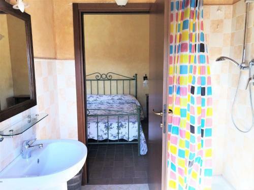 Mountain-view Farmhouse In Apecchio With Private Garden