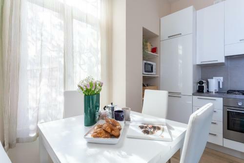 Luna & Stella Apartments By Rentallcomo