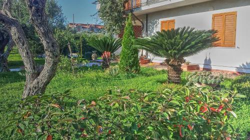 Ascea Marina Villa Sleeps 5