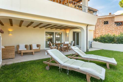 Casa La Maddalena A Baja Sardinia