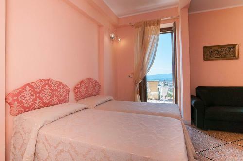 Assisi Villa Sleeps 21 Wifi