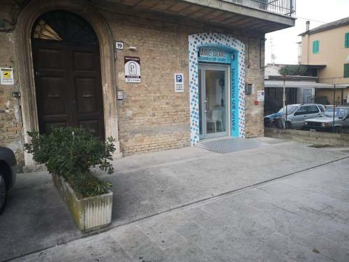 B&B Porta Romana-language And Art