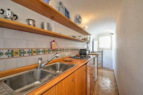 Atrani Villa Sleeps 5 Wifi