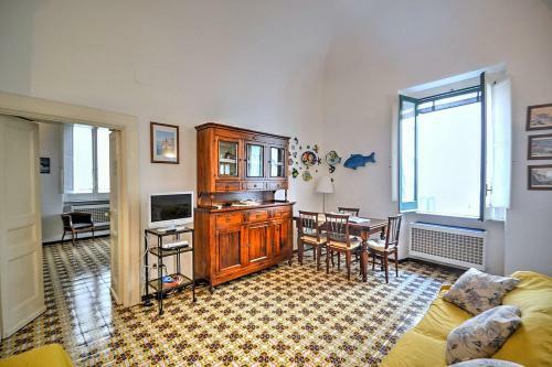 Atrani Villa Sleeps 5 Wifi