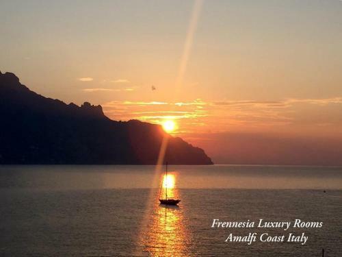 Bed & Breakfast Frennesia Luxury Rooms