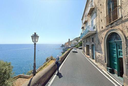 Castiglione Villa Sleeps 5 With Air Con