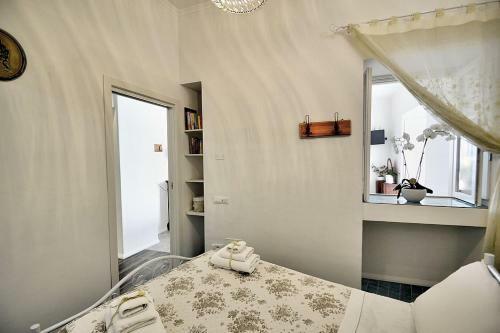 Castiglione Villa Sleeps 5 With Air Con