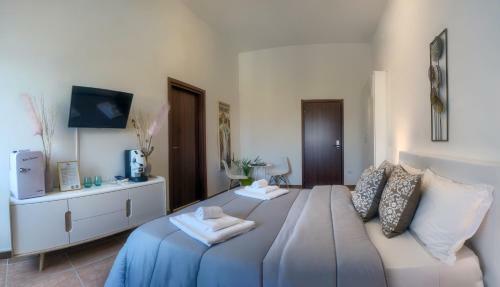 Hostal Naro Suites And Rooms