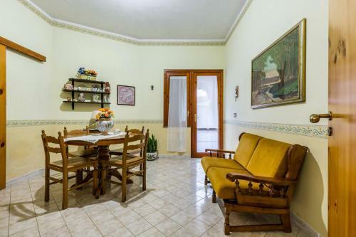 Apartamento Yellow-house 100 Meters From The Sandy Beach