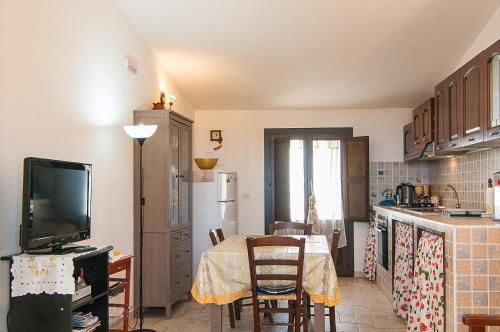 Charming 1-bed Apartment In Avola
