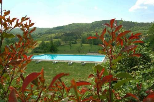 Badia Agnano Villa Sleeps 12 Pool Wifi
