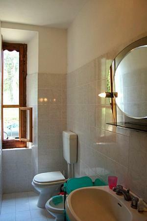 Badia Agnano Villa Sleeps 22 Pool Wifi