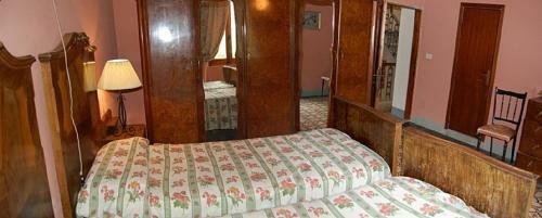Badia Agnano Villa Sleeps 22 Pool Wifi