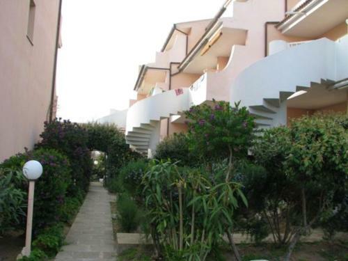 Apartment With One Bedroom In Badesi