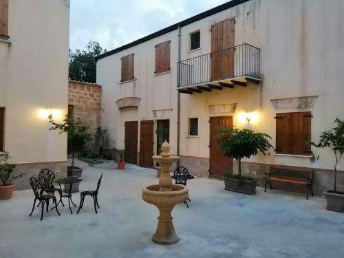 Baglio Delle Rondini B&B