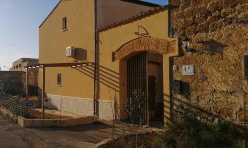 Baglio Delle Rondini B&B