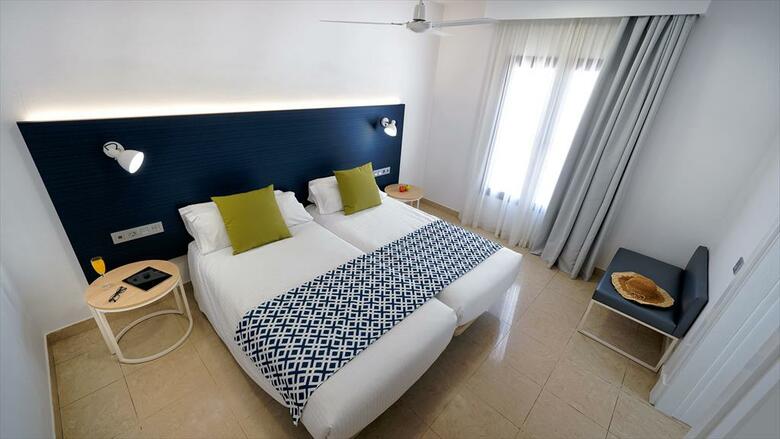 Hotel Broncemar Beach Suites