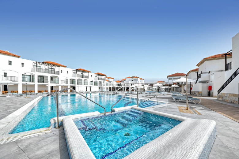 Hotel Broncemar Beach Suites