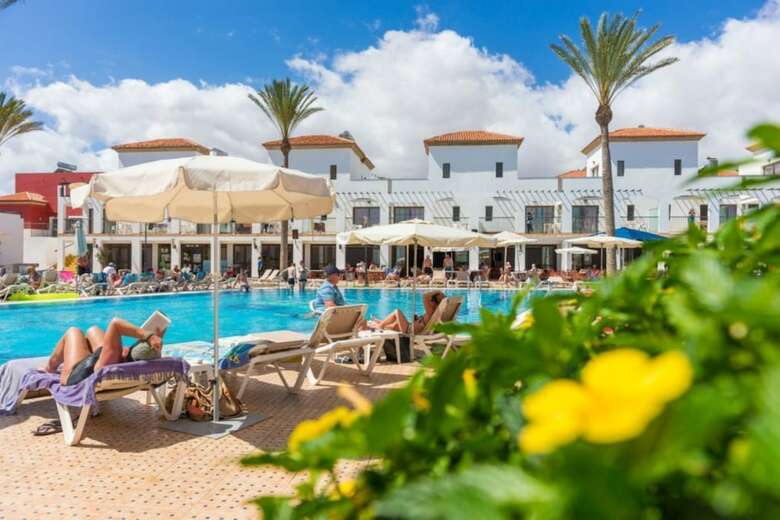 Hotel Broncemar Beach Suites