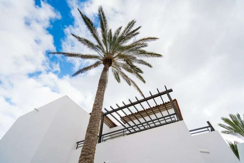 Hotel Broncemar Beach Suites