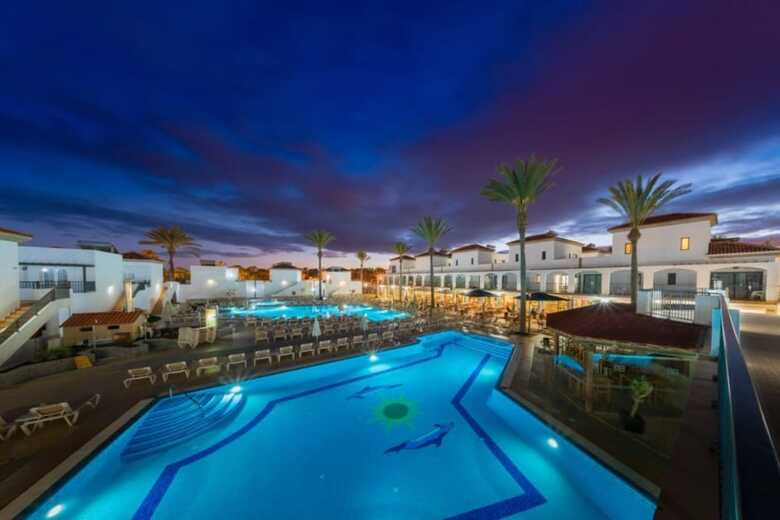 Hotel Broncemar Beach Suites