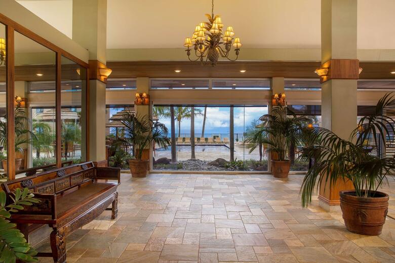 Hotel Aston Mahana At Kaanapali