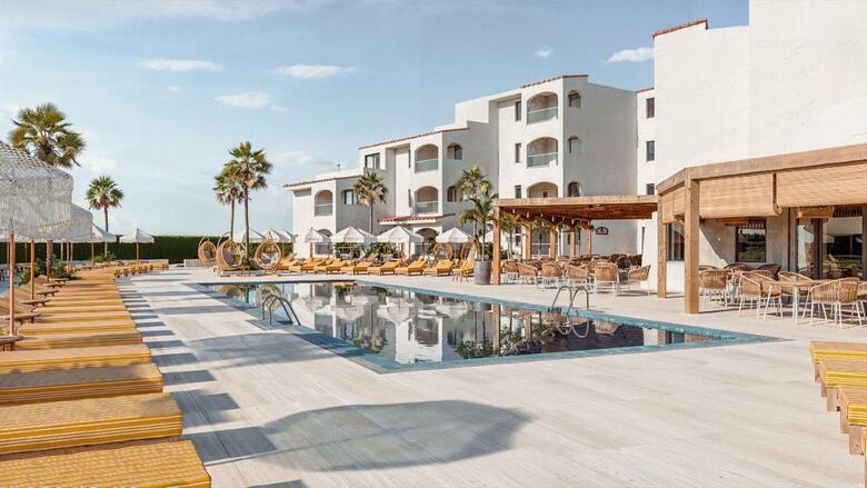Hotel Caramelo Marina Calan Bosch