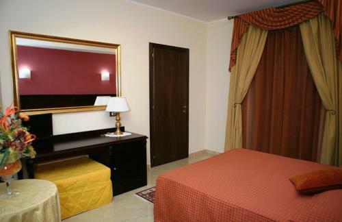 Sammartano Hotels
