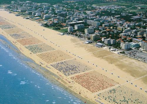 Superb Apartment With Sea View - Including Beach Place