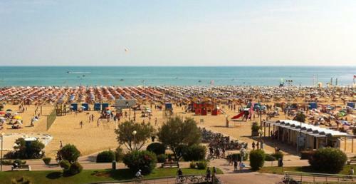 Near The Beach Nice Apartment - Airco - Covered Parking - Beach Place