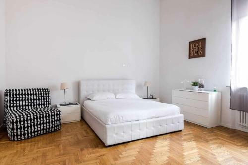Hostal Cavalieris Grand