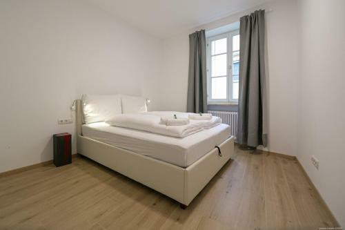 Apartment Central