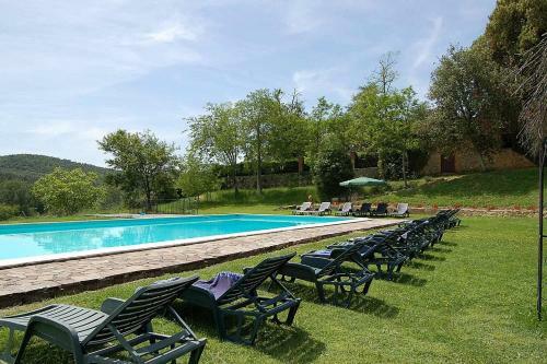 Bucine Villa Sleeps 12 Pool Wifi