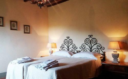 Bucine Villa Sleeps 12 Pool Wifi
