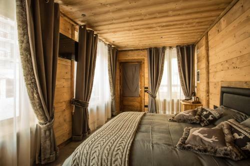 Hostal Alpine Rooms Guesthouse