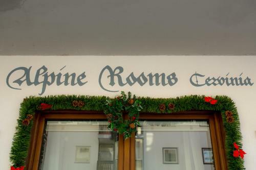 Hostal Alpine Rooms Guesthouse