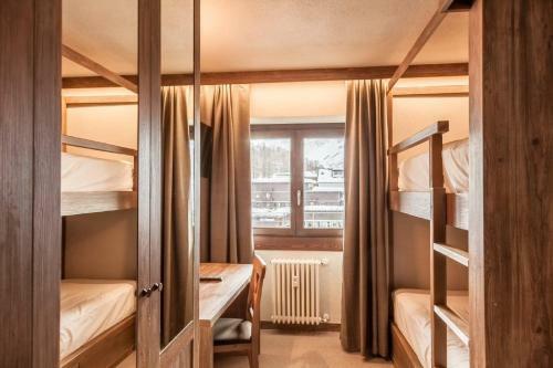 Eden Apartment