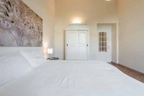 Exma Luxury Apartment