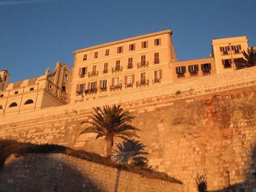 Hostal Myrtus Guest House Cagliari