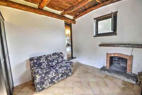 Calvanico Villa Sleeps 6 Air Con