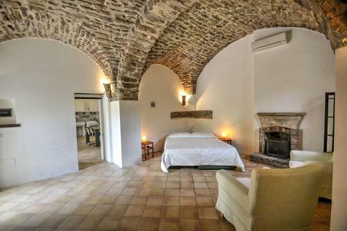 Calvanico Villa Sleeps 6 Air Con