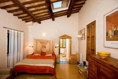 Hostal La Torretta Historical Home
