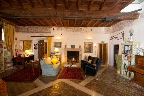 Hostal La Torretta Historical Home