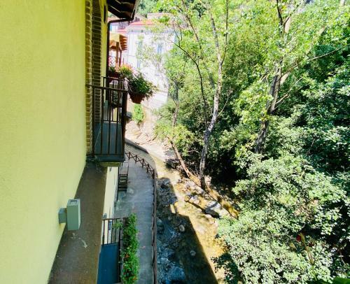 Apartamento Campagna Waterfalls View Suites